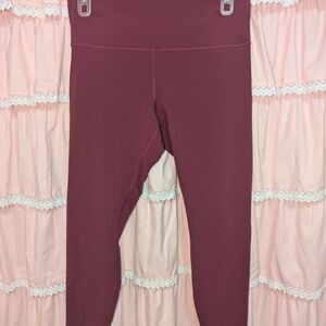 High-Waisted Red Leggings with Streamlined Fit